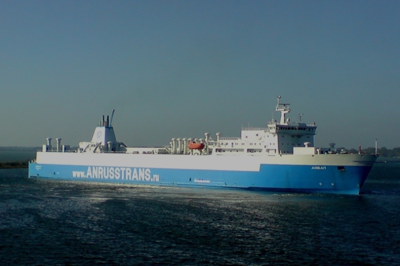 Rosjanie przewożą Iskandery do Kaliningradu. Statek jest na Bałtyku (wideo) - GospodarkaMorska.pl