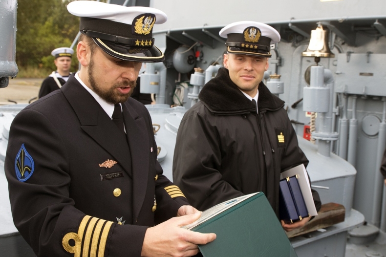 45 lat stacji demagnetyzacyjnej SD-11 - GospodarkaMorska.pl