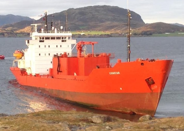 Statek SMT Shipping utkwił na mieliźnie - GospodarkaMorska.pl