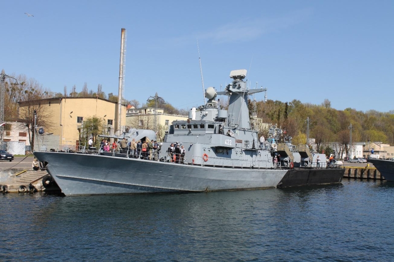 Remonty okrętów rakietowych w Stoczni Nauta - GospodarkaMorska.pl