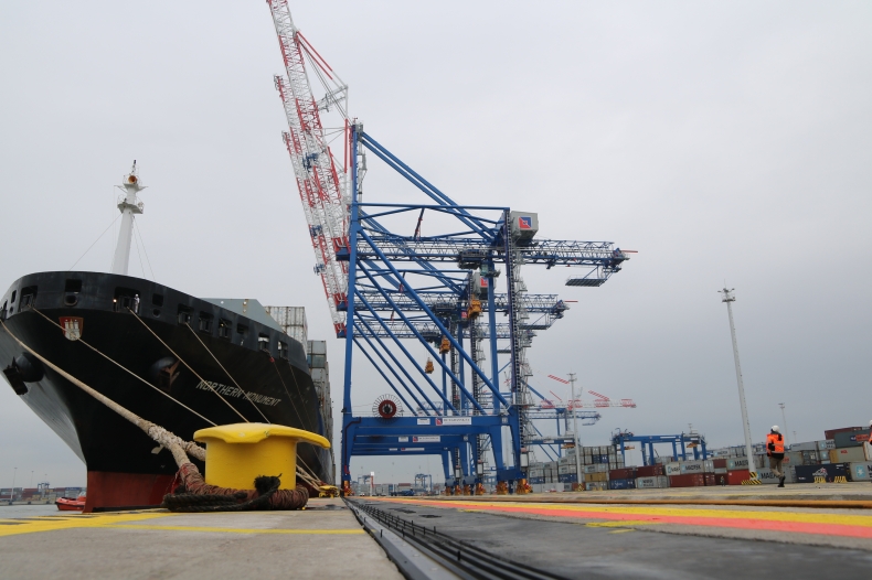 Otwarcie T2: żaden inny terminal na Bałtyku nie jest w stanie przyjąć statków tej wielkości - GospodarkaMorska.pl