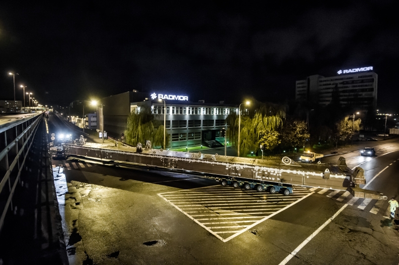 5 km w 3 godziny. Rekordowy transport w Gdyni - GospodarkaMorska.pl