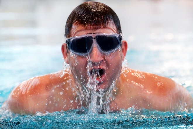 Były brytyjski policjant chce przepłynąć wpław... Atlantyk - GospodarkaMorska.pl