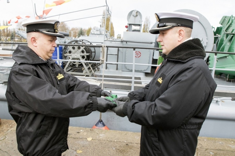 Nowy dowódca ORP GARDNO - GospodarkaMorska.pl
