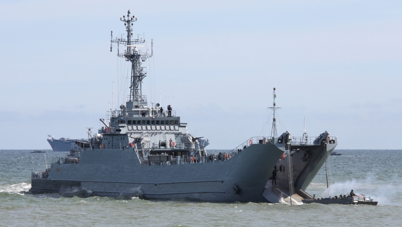 Kapitan Katarzyna Mazurek: gdybym nie kochała morza, nie służyłabym na okrętach - GospodarkaMorska.pl