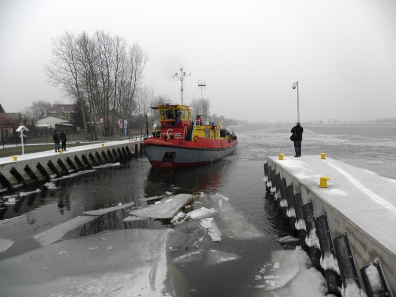 NFOŚiGW przekaże dotację z POIiŚ na 2 lodołamacze przeciwpowodziowe - GospodarkaMorska.pl
