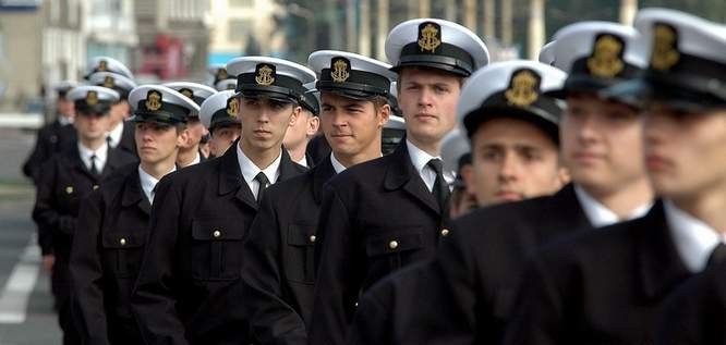 Marynarze mają coraz wiecej problemów ze znalezieniem pracy - GospodarkaMorska.pl