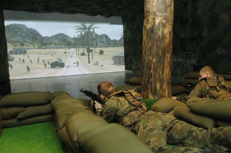 Kolejne laserowe symulatory strzeleckie „Śnieżnik” dostarczone wojsku - GospodarkaMorska.pl