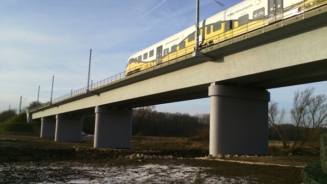 Nowy most kolejowy na Nysie Łużyckiej. Inwestycja zwiększy mozliwości transportowe - GospodarkaMorska.pl