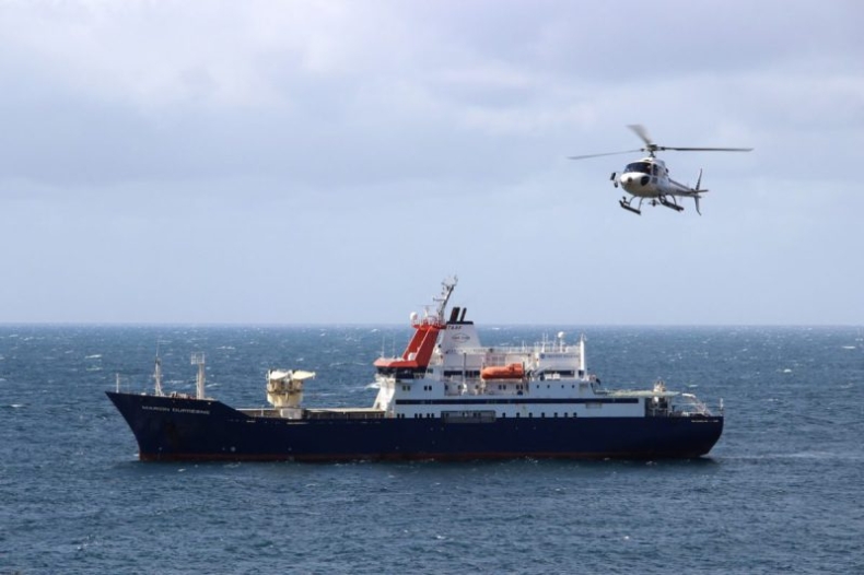 Załoga CMA CGM uratowała samotnego żeglarza - GospodarkaMorska.pl