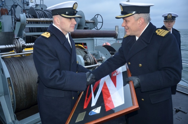 ORP WIGRY ma nowego dowódcę - GospodarkaMorska.pl