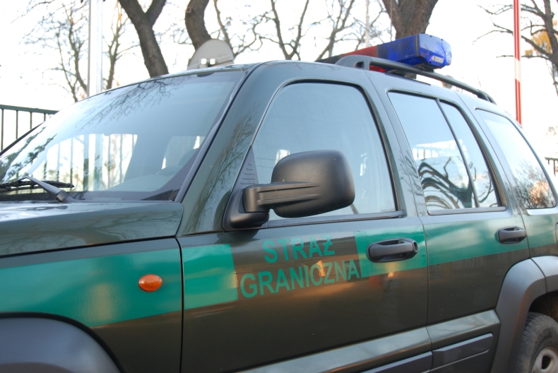 Kontrole legalności zatrudnienia i pobytu - GospodarkaMorska.pl