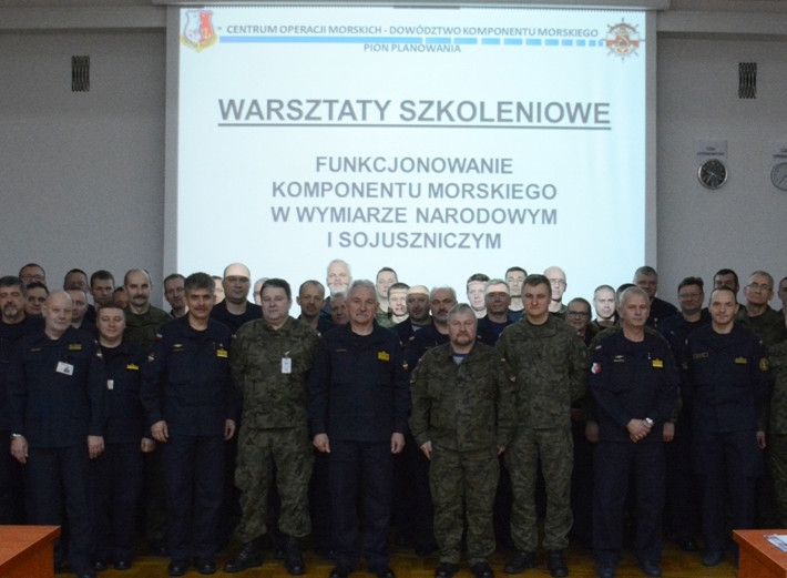 Warsztaty szkoleniowe w COM-DKM - GospodarkaMorska.pl