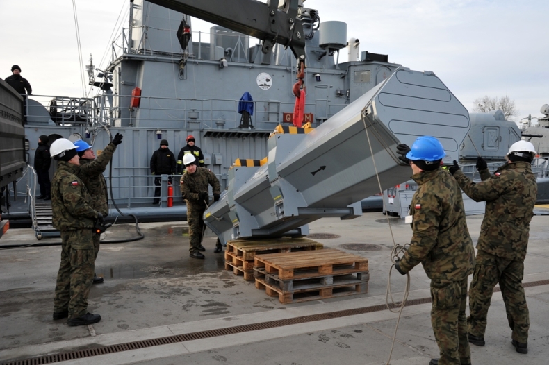 GROM uzbrojony - GospodarkaMorska.pl