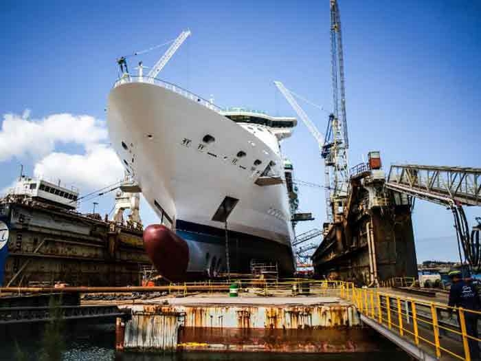 Pracowity rok dla największej stoczni na Karaibach - GospodarkaMorska.pl