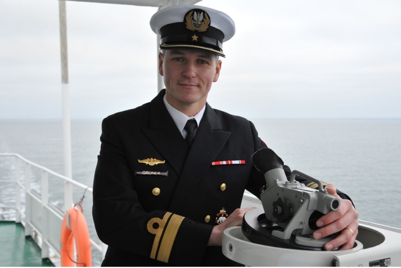 Nowy Dowódca okrętu hydrograficznego ORP Arctowski - GospodarkaMorska.pl