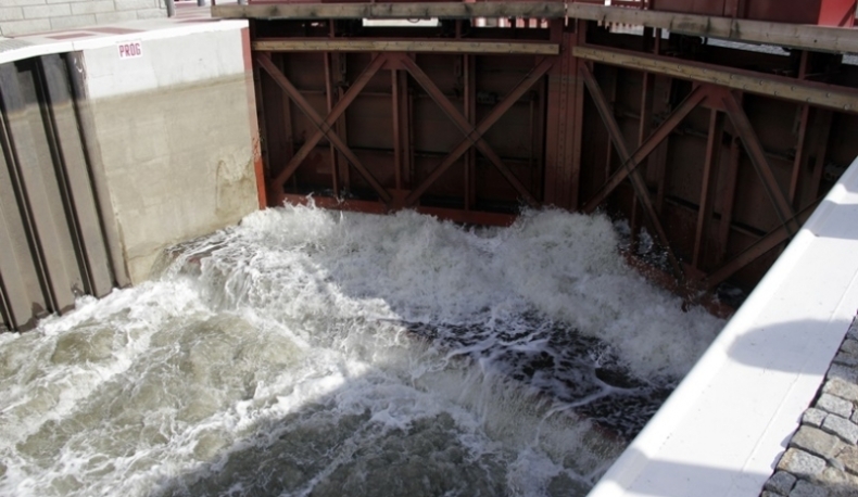 Dofinansowanie II etapu modernizacji śluz na Kanale Gliwickim - GospodarkaMorska.pl