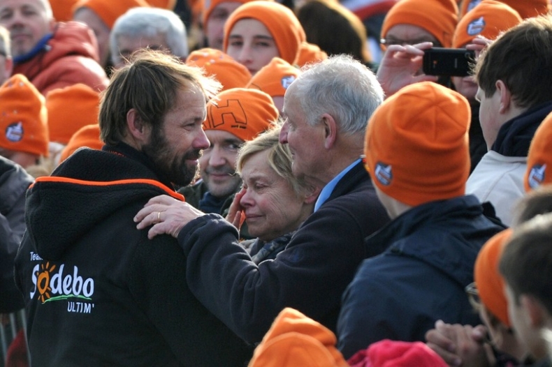 Rekordzista świata Thomas Coville powitany jak bohater w Breście - GospodarkaMorska.pl