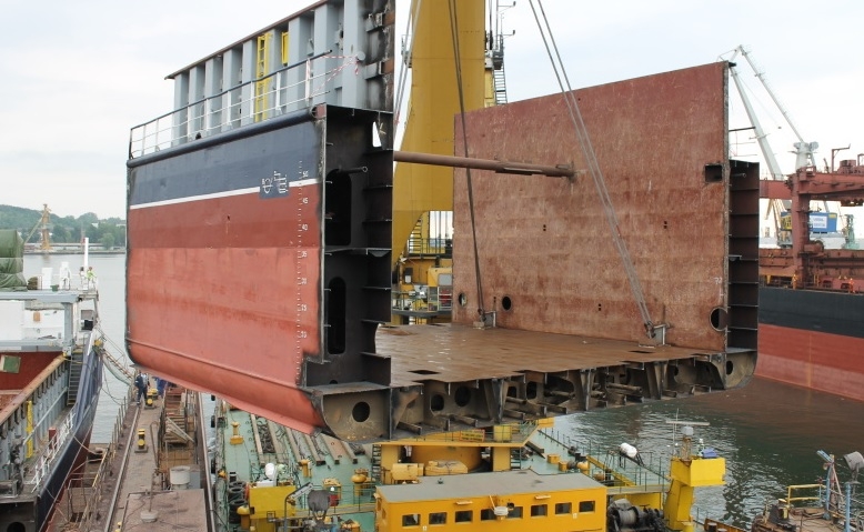 Rok 2016 w grupie MARS Shipyards & Offshore: Setki remontów i nowe kontrakty - GospodarkaMorska.pl