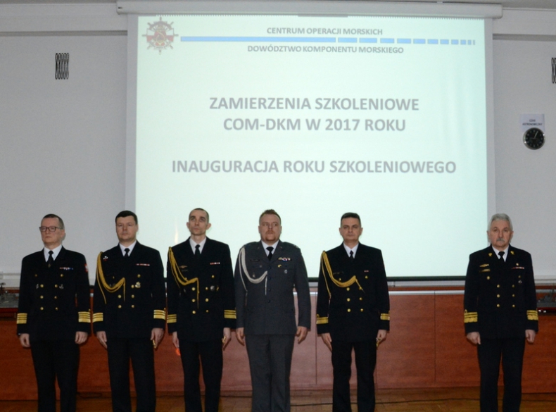 Inauguracja roku szkoleniowego 2016 w COM-DKM - GospodarkaMorska.pl