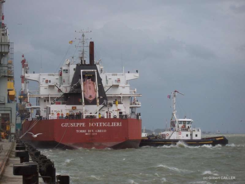 Jeden z największych włoskich armatorów szuka wsparcia rządu - GospodarkaMorska.pl