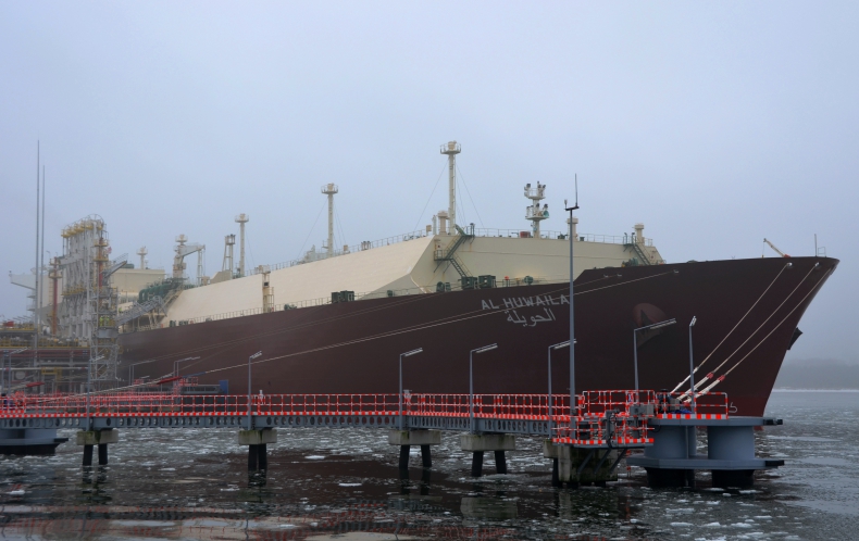 Pierwszy w tym roku statek z LNG zawinął do terminalu w Świnoujściu - GospodarkaMorska.pl