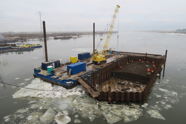 Mimo zimy powstają mosty na drodze S7 - GospodarkaMorska.pl