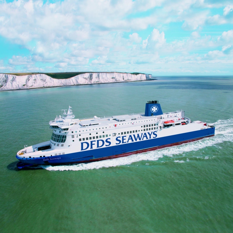 Coraz więcej turystów z Azji na promach DFDS - GospodarkaMorska.pl