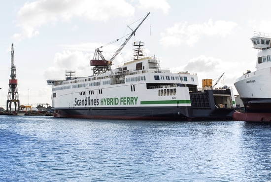 Dwa nowe promy Scandlines powróciły na trasę - GospodarkaMorska.pl