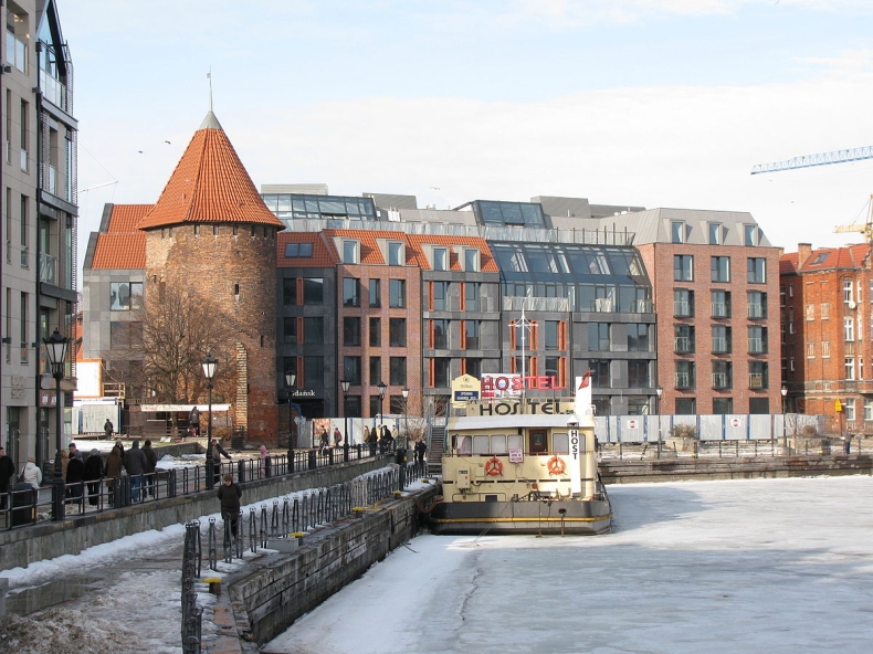 Nabrzeża Motławy potrzebują gruntownego remontu - GospodarkaMorska.pl