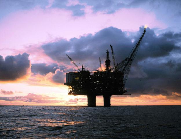 Zapasy ropy w USA rosną. OPEC tnie dostawy, Libia zwiększa, a ceny surowca pod presją - GospodarkaMorska.pl