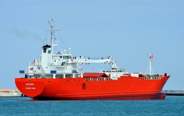 Eimskip zmienia rozkład serwisów żeglugowych. Obejmie on także Świnoujście - GospodarkaMorska.pl