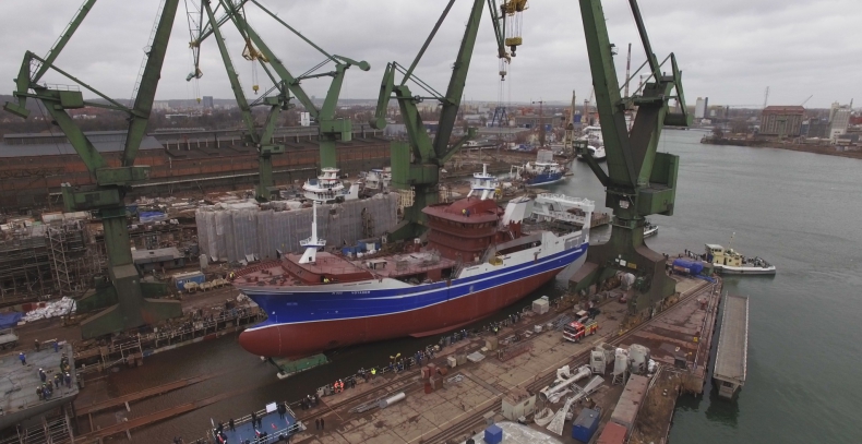 Jeden z najsilniejszych na świecie trawlerów zwodowany w Naucie (wideo) - GospodarkaMorska.pl