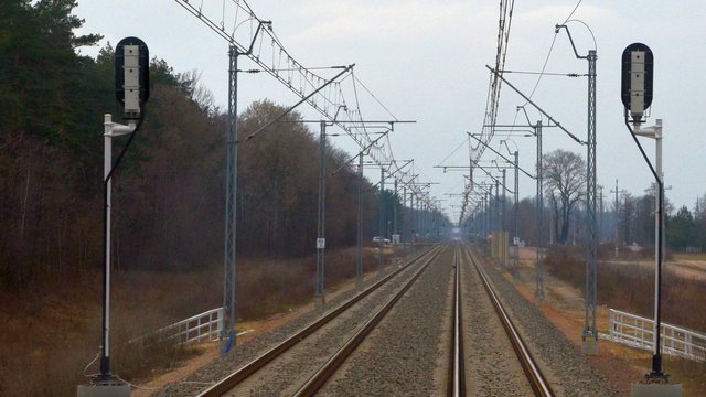 PKP Polskie Linie Kolejowe S.A. stawiają na rozwój ważnych tras kolejowych - GospodarkaMorska.pl