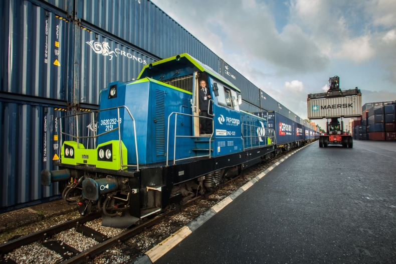 Padł rekord kolejowych przewozów intermodalnych - GospodarkaMorska.pl