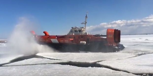 Poduszkowiec do zadań specjalnych. Jest moc (wideo) - GospodarkaMorska.pl