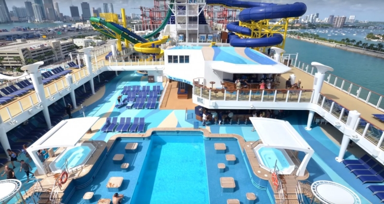 Wycieczkowiec z sekcjami z Polski już na wodzie - GospodarkaMorska.pl