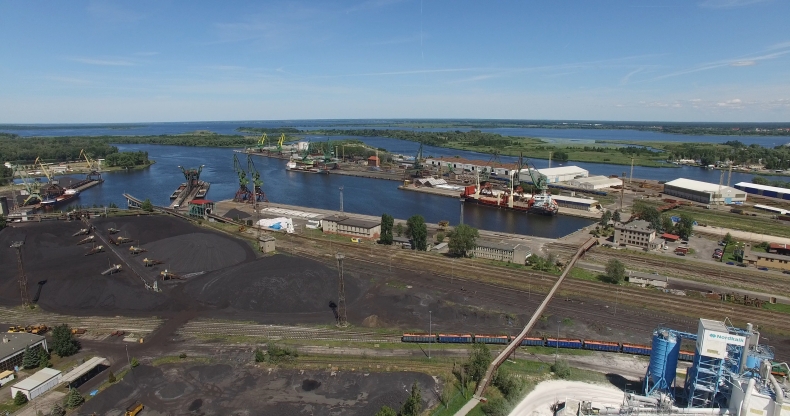 Ekspert: port w Szczecinie zyska na pogłębionym torze wodnym Świnoujście-Szczecin - GospodarkaMorska.pl