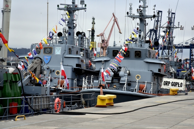 35 lat trałowca ORP Gopło - GospodarkaMorska.pl