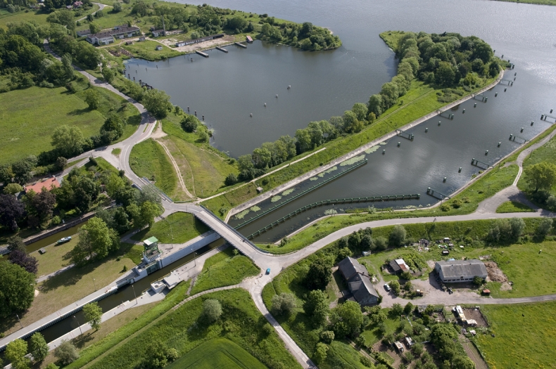 Informacja o planowanym zamknięciu śluzy w Przegalinie - aktualizacja - GospodarkaMorska.pl