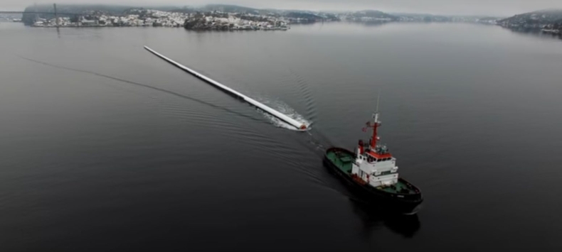 Z wielką rurą przez Atlantyk. Polski holownik w akcji (wideo) - GospodarkaMorska.pl