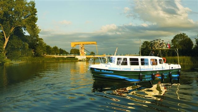 Sejm RP po drugim czytaniu ustawy o czasie pracy na statkach żeglugi śródlądowej - GospodarkaMorska.pl