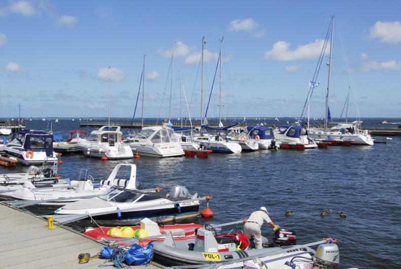 Ministerstwo Środowiska proponuje obniżenie podatku dennego - GospodarkaMorska.pl