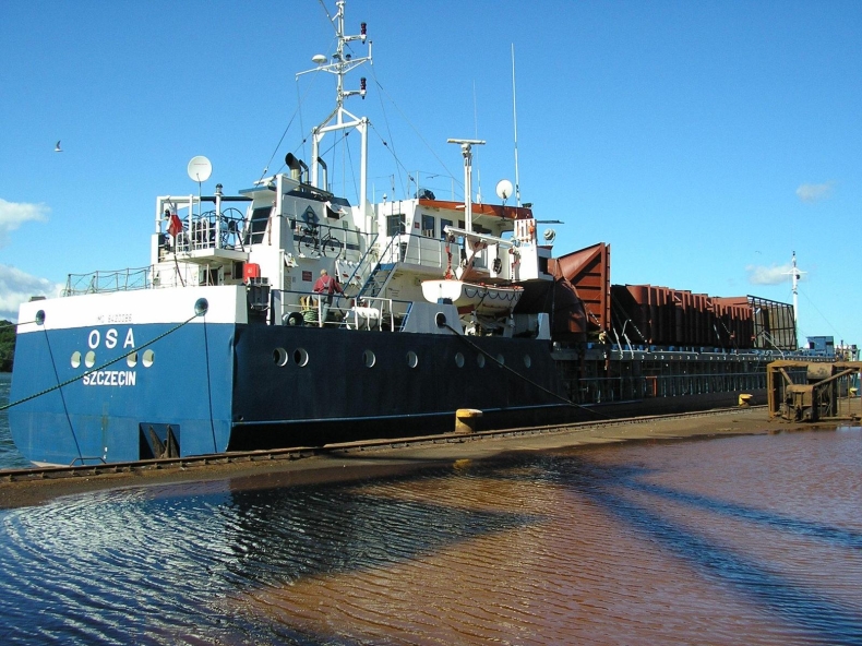 Wypadek polskiego statku - GospodarkaMorska.pl