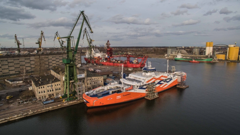 Piret przekazany armatorowi (foto, wideo) - GospodarkaMorska.pl