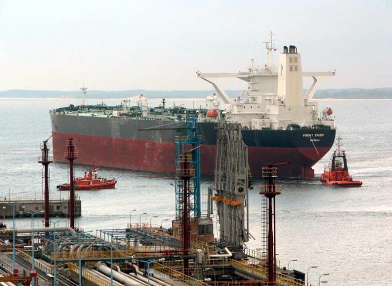 Morawiecki w USA rozmawiał z doradcą Trumpa m.in. o zakupie gazu LNG - GospodarkaMorska.pl