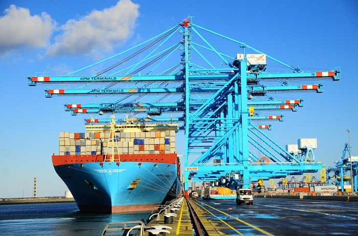 INCOTERMS 2010, a skutki handlowo-podatkowe dla przedsiębiorców - GospodarkaMorska.pl