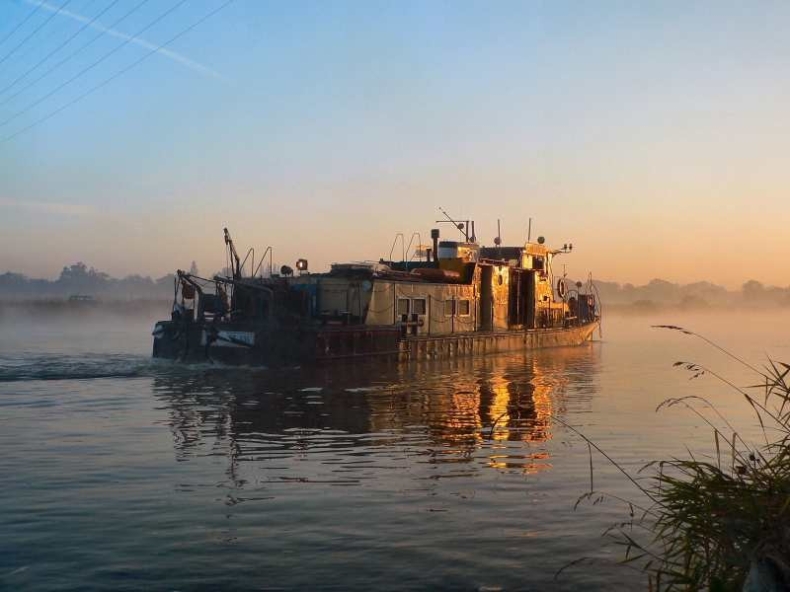 Spór armatorów z ekologami o żeglugę na Odrze - GospodarkaMorska.pl