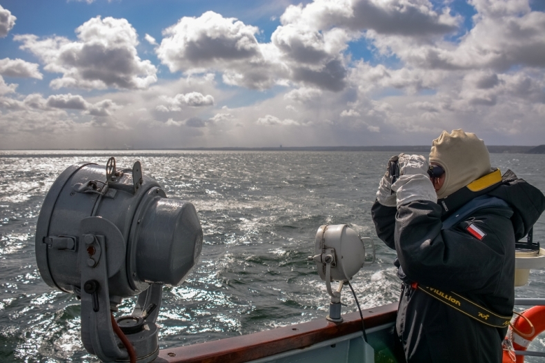 Manewry Okrętowej Grupy Zadaniowej - GospodarkaMorska.pl