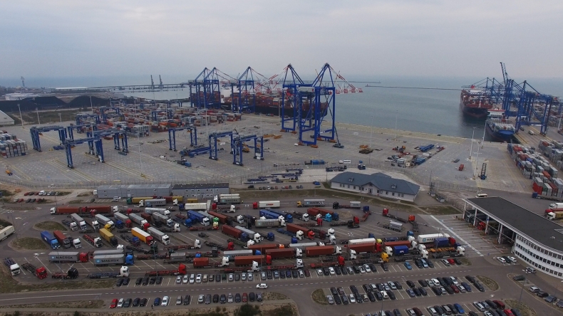 Niewystarczająca infrastruktura i wysokie koszty hamują rozwój intermodalnego transportu (foto, wideo) - GospodarkaMorska.pl